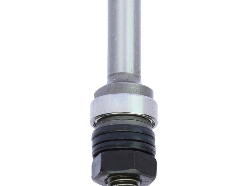 Spindle with ball bearing for groove cutter